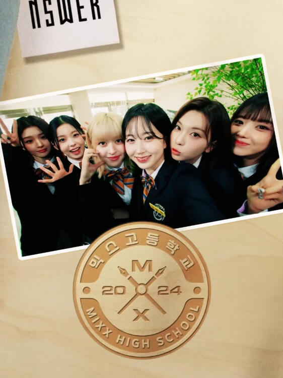 NMIXX&#39;s High School